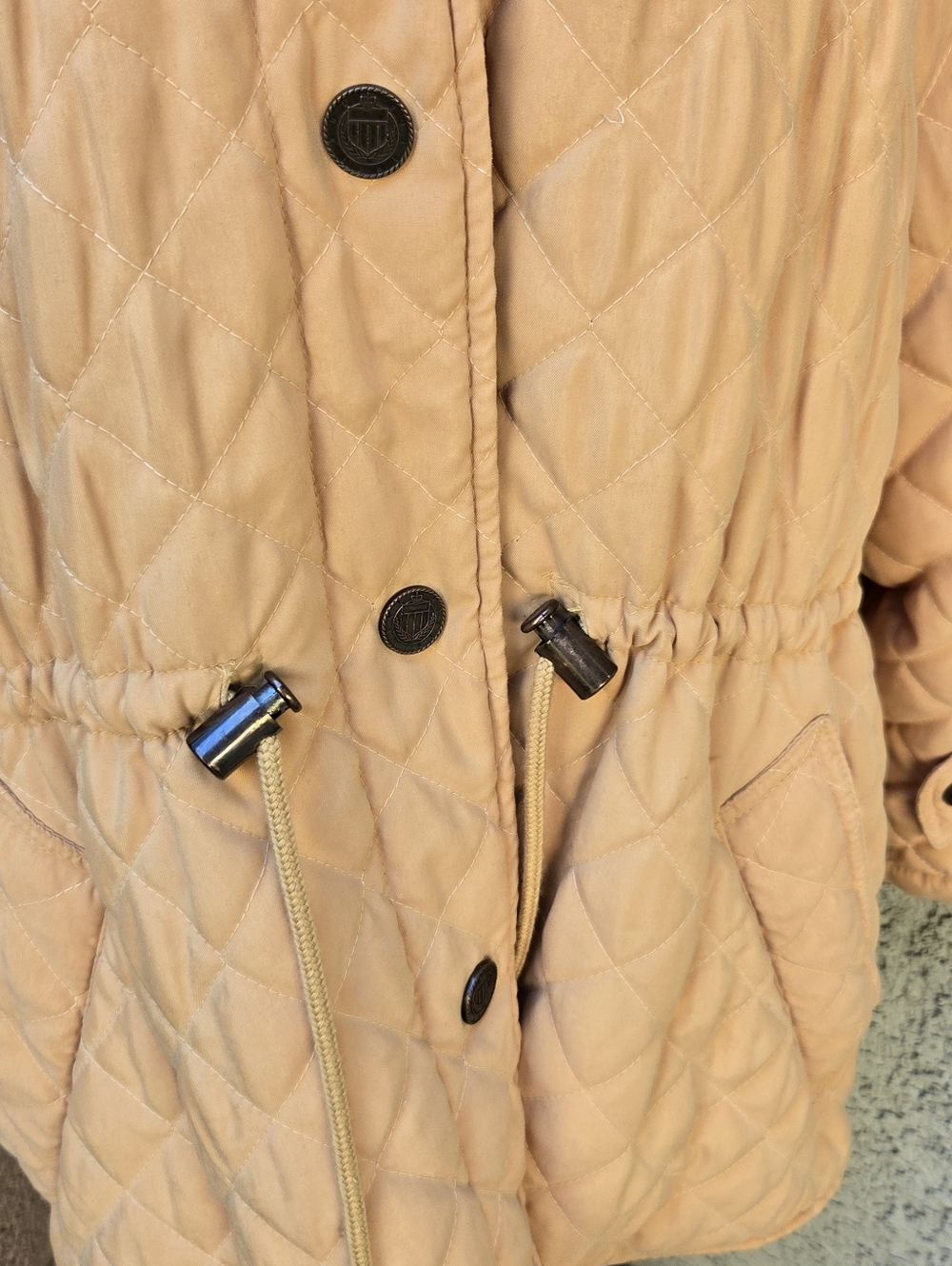 The Limited Y2K Quilted Hooded Women's Coat in Mustard with Faux Fur Trim - Picture 4 of 9